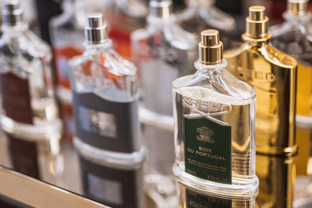 guida profumi creed, creed, profumi creed, profumo creed, storia creed, ingredienti creed, flaconi profumi creed, flaconi in vetro, profumeria, filosofia creed, migliori profumi creed,